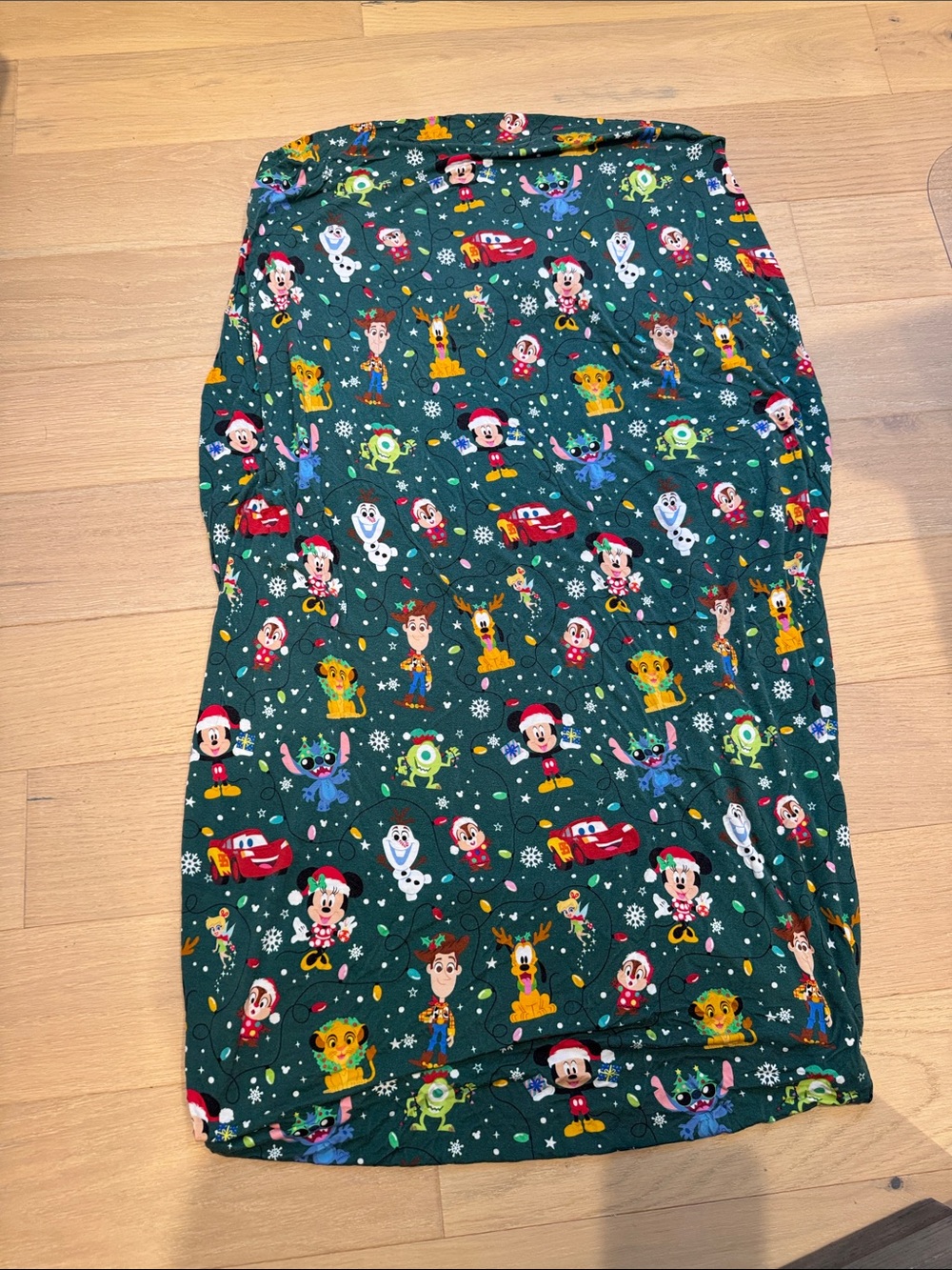 Green Holiday Character-Print Crib Sheet